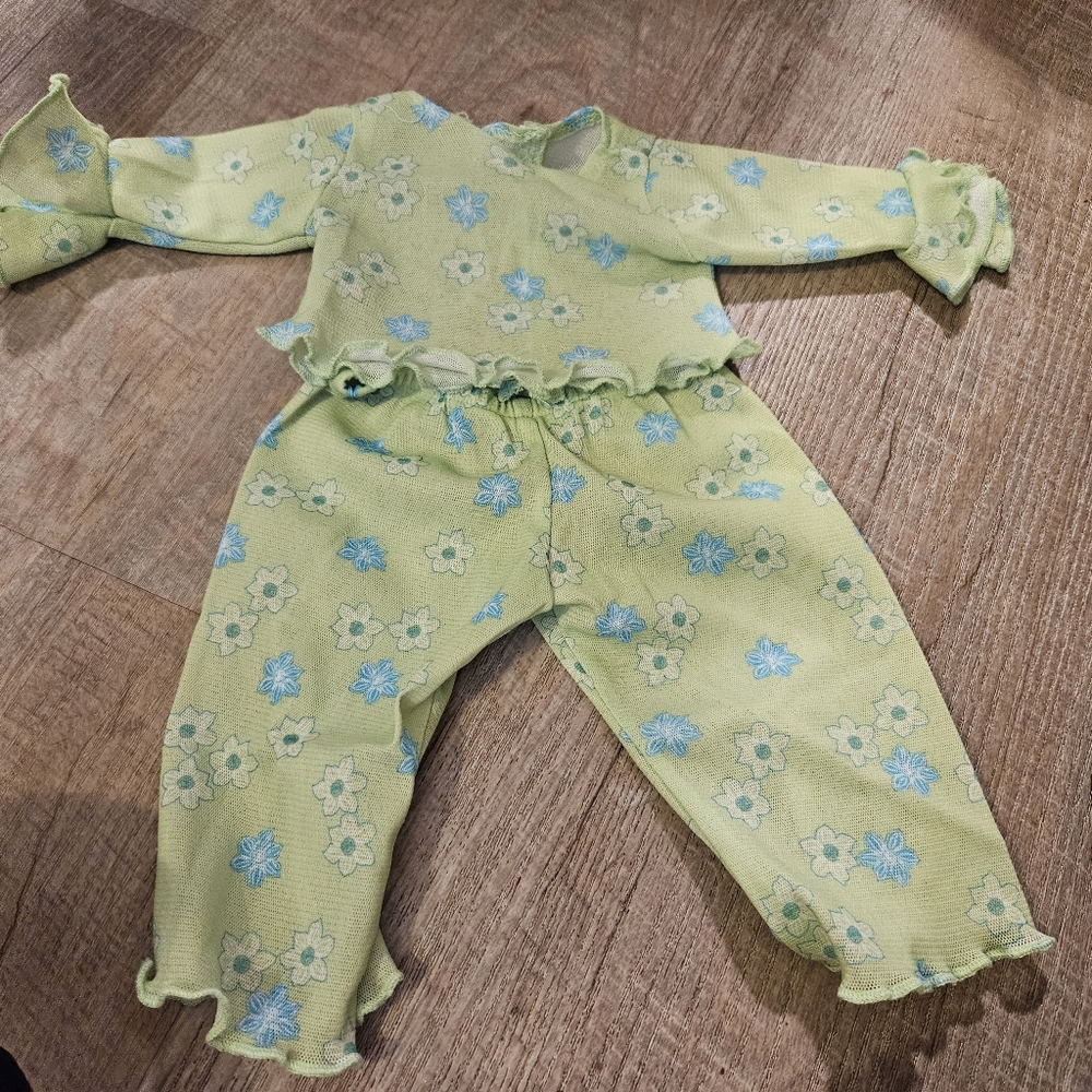 cheap random american girl outfits, $13 or less, may have a slight imperfection,